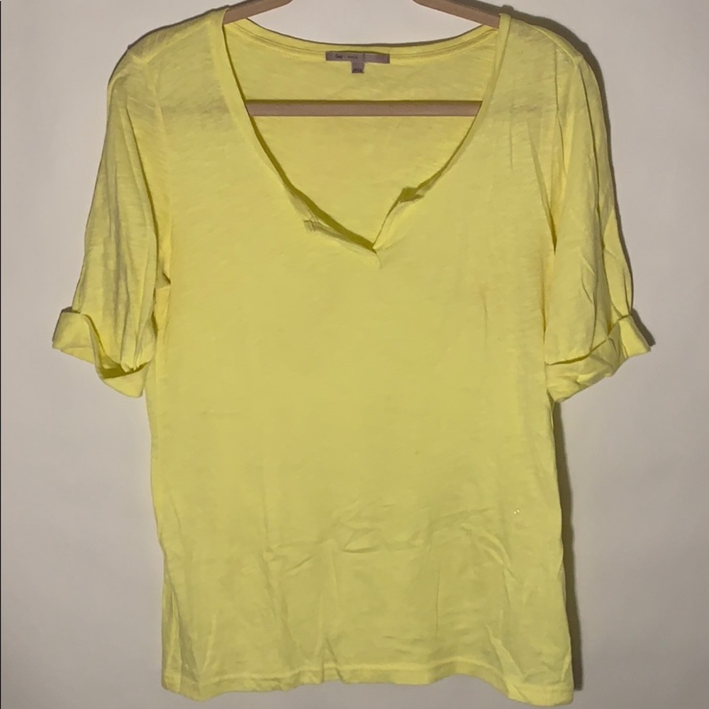 Pale Yellow lightweight Gap Shirt